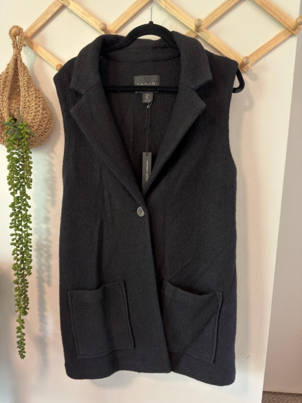 NWT Tahari Wool Blend Longline Vest Large Black Office Career‎ Layering